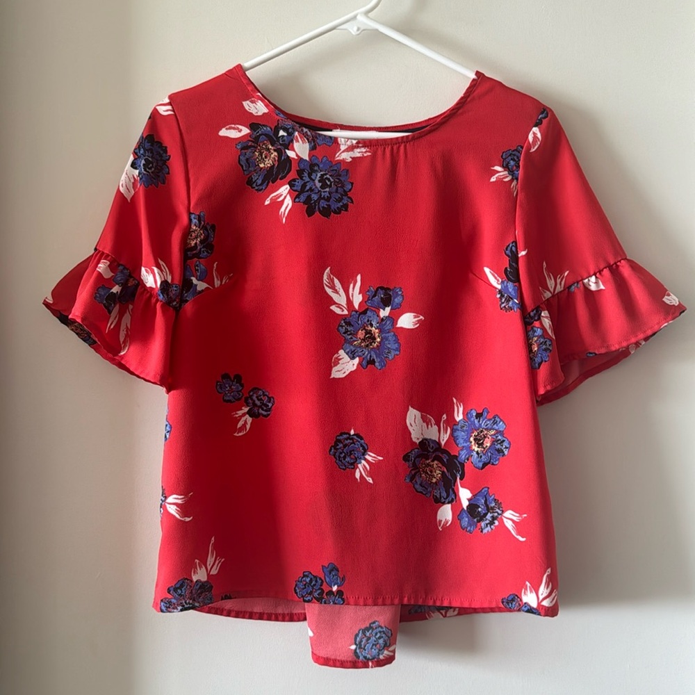 Maurices Red Floral Ruffle Sleeve Top